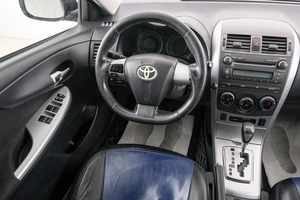 Седан Toyota Corolla 2012 года, 1159000 рублей, Красноярск