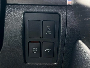 Внедорожник Toyota Land Cruiser 2013 года, 4299000 рублей, Ижевск