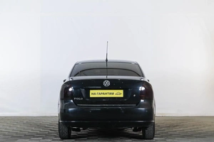 Седан Volkswagen Polo 2012 года, 699000 рублей, Тюмень