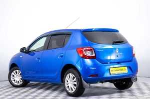 Хетчбэк Renault Sandero 2018 года, 849000 рублей, Пермь