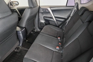 Внедорожник Toyota RAV4 2015 года, 2059000 рублей, Пермь