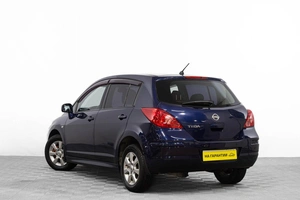 Хетчбэк Nissan Tiida 2010 года, 719000 рублей, Барнаул