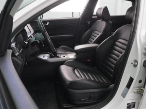 Седан Kia Optima 2017 года, 2199000 рублей, Воронеж