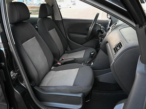 Седан Volkswagen Polo 2013 года, 759000 рублей, Кирилловка