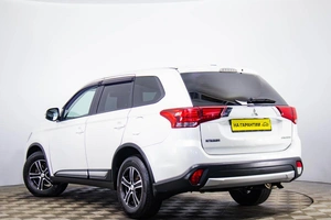 Внедорожник Mitsubishi Outlander 2017 года, 1859000 рублей, Пермь