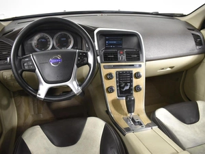Внедорожник Volvo XC60 2012 года, 1254900 рублей, Казань