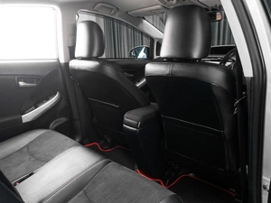Лифтбек Toyota Prius 2013 года, 1449000 рублей, Тюмень
