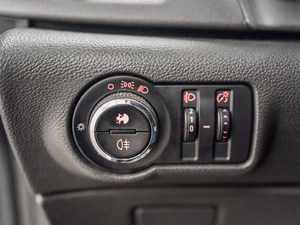 Хетчбэк Opel Astra 2012 года, 825000 рублей, Красноярск