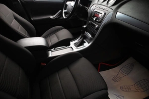 Лифтбек Ford Mondeo 2012 года, 1049000 рублей, Оренбург