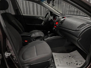 Седан Kia Cerato 2011 года, 799000 рублей, Красноярск