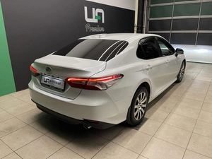 Седан Toyota Camry 2019 года, 2850000 рублей, Красноярск