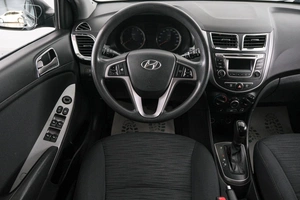 Хетчбэк Hyundai Solaris 2015 года, 999000 рублей, Красноярск