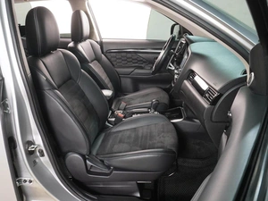 Внедорожник Mitsubishi Outlander 2021 года, 2399000 рублей, Воронеж