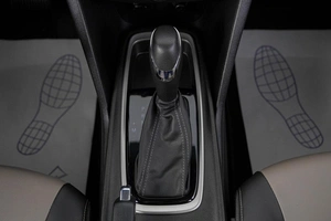 Седан Chevrolet Monza 2021 года, 1699000 рублей, Кемерово