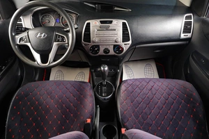 Хетчбэк Hyundai i20 2010 года, 719000 рублей, Тюмень