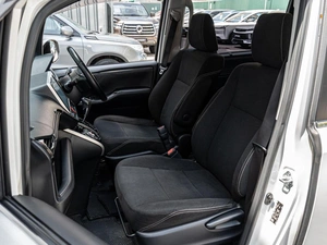 Минивэн Toyota Esquire 2016 года, 1890000 рублей, Краснодар