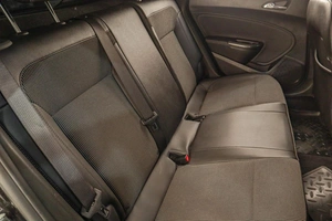 Хетчбэк Opel Astra 2012 года, 749000 рублей, Челябинск