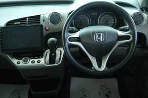 Минивэн Honda Stream 2010 года, 1259000 рублей, Омск