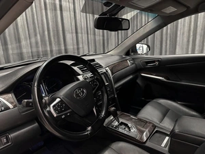 Седан Toyota Camry 2015 года, 1749000 рублей, Красноярск