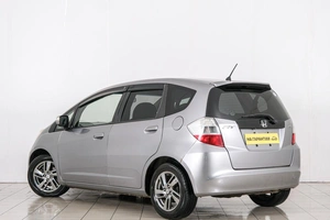 Хетчбэк Honda Fit 2009 года, 699000 рублей, Красноярск