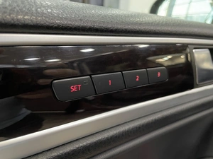 Внедорожник Volkswagen Touareg 2010 года, 1687000 рублей, Солонцы