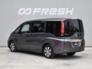 Минивэн Honda Stepwgn 2015 года, 1450000 рублей, Краснодар