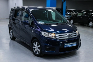 Минивэн Honda Freed 2011 года, 1058000 рублей, Солонцы