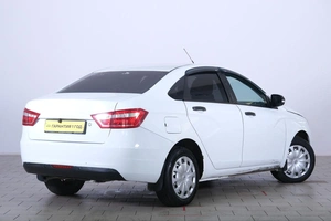Седан ВАЗ (LADA) Vesta 2017 года, 559000 рублей, Омск