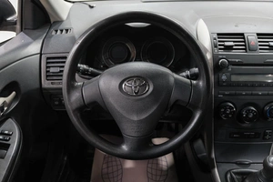 Седан Toyota Corolla 2008 года, 829000 рублей, Новокузнецк