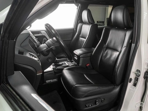 Внедорожник Toyota Land Cruiser Prado 2021 года, 7289000 рублей, Тюмень