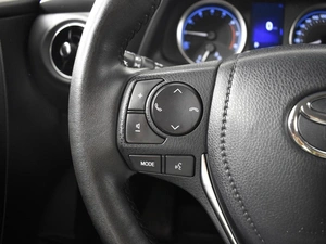 Седан Toyota Corolla 2017 года, 1647300 рублей, Казань