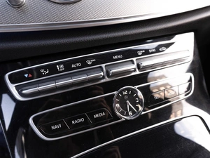 Седан Mercedes-benz E-класс 2020 года, 2339000 рублей, Саратов