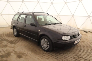 Хэтчбек Volkswagen Golf 2000 года, 349000 рублей, Обнинск