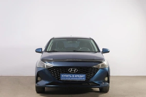 Седан Hyundai Solaris 2021 года, 1499000 рублей, Новосибирск