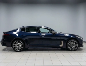 Лифтбек Kia Stinger 2021 года, 3400000 рублей, Красноярск
