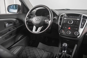 Хетчбэк Kia Ceed 2010 года, 869000 рублей, Томск