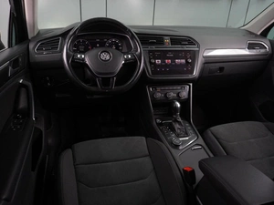 Внедорожник Volkswagen Tiguan 2018 года, 2599000 рублей, Воронеж