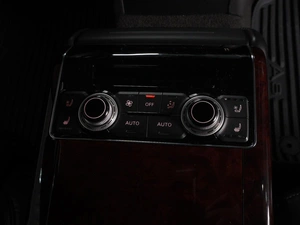 Седан Audi A8 2012 года, 2055000 рублей, Минеральные Воды