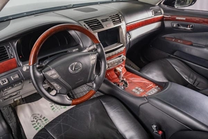 Седан Lexus LS 2010 года, 2279000 рублей, Томск