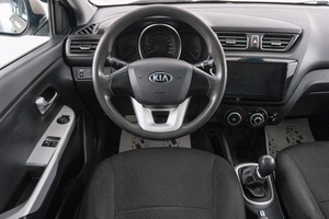 Седан Kia Rio 2013 года, 769000 рублей, Красноярск