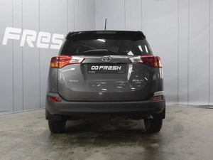 Внедорожник Toyota RAV4 2013 года, 1860000 рублей, Омск