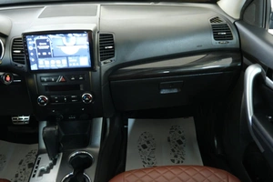 Внедорожник Kia Sorento 2010 года, 1549000 рублей, Омск