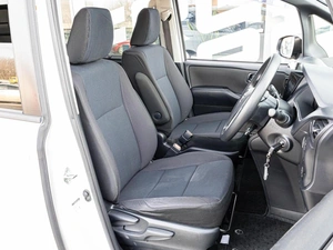 Минивэн Toyota Noah 2019 года, 2300000 рублей, Краснодар