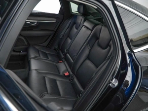 Седан Volvo S90 2023 года, 4599050 рублей, Москва