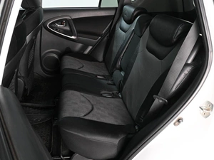 Внедорожник Toyota RAV4 2011 года, 1499000 рублей, Аксай