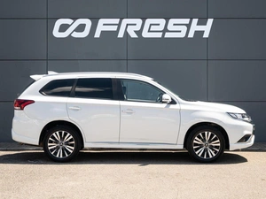 Внедорожник Mitsubishi Outlander 2022 года, 2970000 рублей, Краснодар