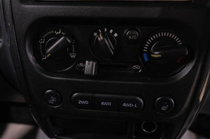 Внедорожник Suzuki Jimny 2010 года, 859000 рублей, Новокузнецк