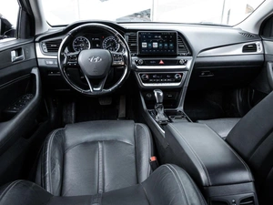 Седан Hyundai Sonata 2018 года, 1810000 рублей, Ставрополь