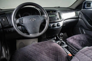 Седан Hyundai Elantra 2009 года, 549000 рублей, Сургут