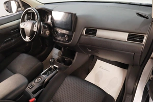 Внедорожник Mitsubishi Outlander 2014 года, 1599000 рублей, Челябинск
